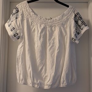 Lucky Brand White Smocked Top With Sleeve Design